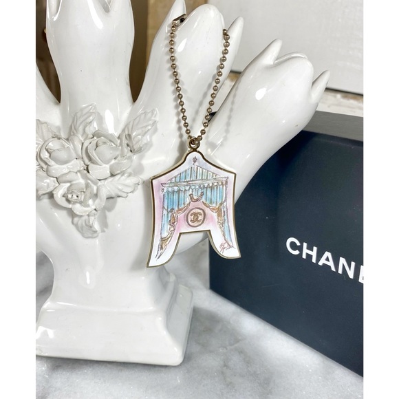 Chanel Runway Tent Bag Charm & Key Holder - Picture 5 of 5